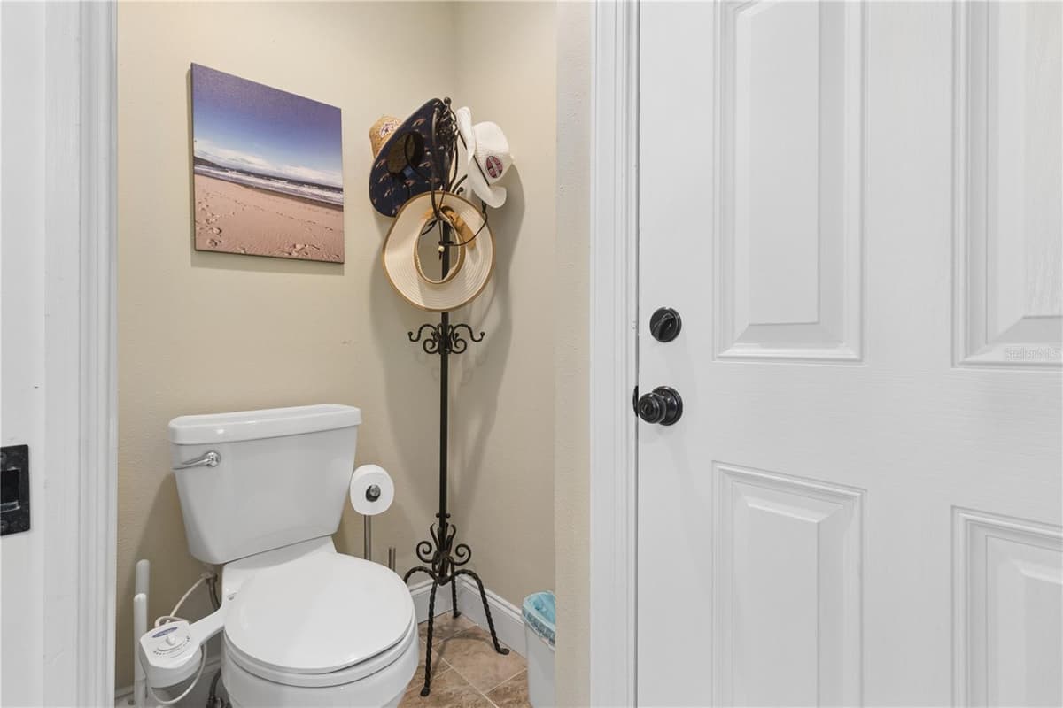 110 DEVON DRIVE — photo 39 of 41