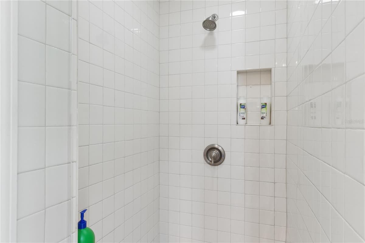 110 DEVON DRIVE — photo 38 of 41