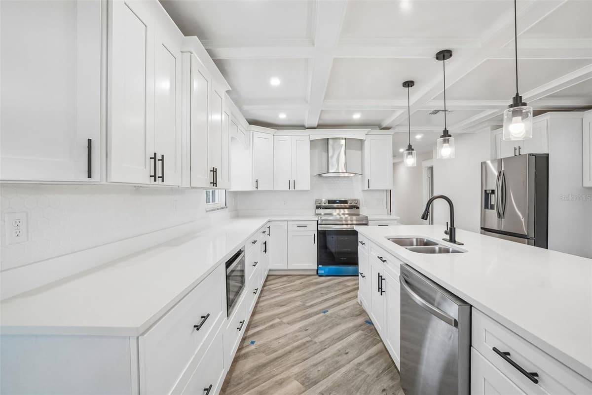 1810 MARYLAND AVENUE — photo 6 of 29