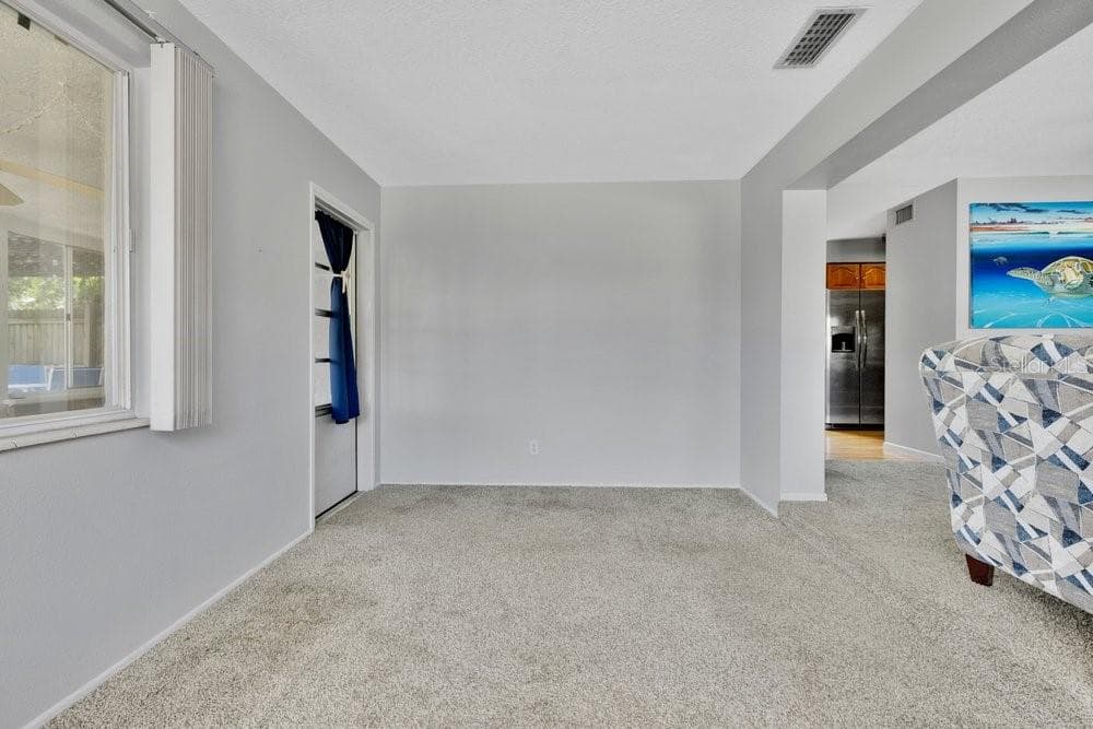 7400 36TH AVENUE — photo 12 of 29