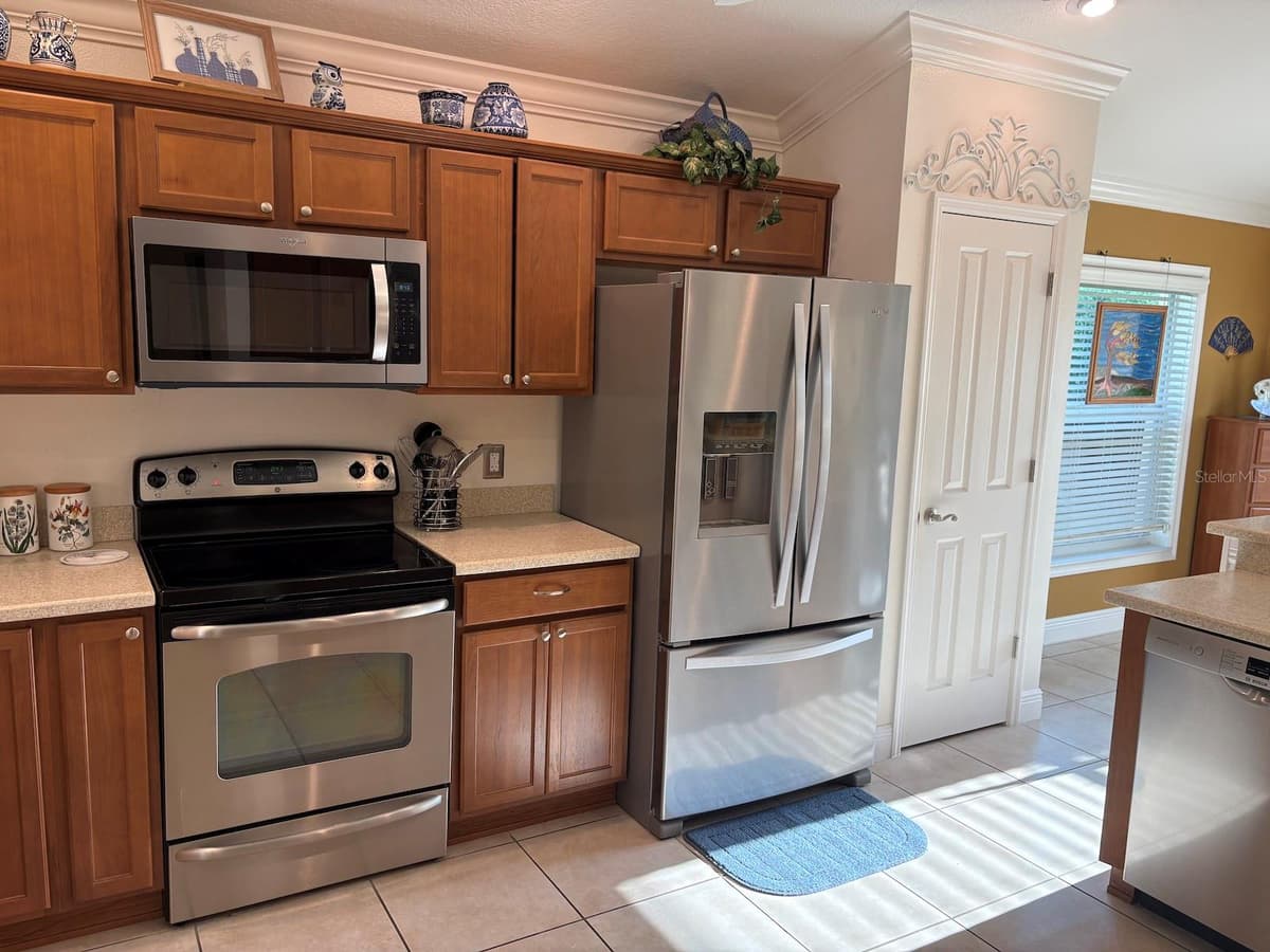 965 JOINER PLACE — photo 4 of 25