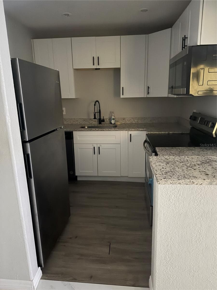 916 LAKE DESTINY ROAD — photo 6 of 10