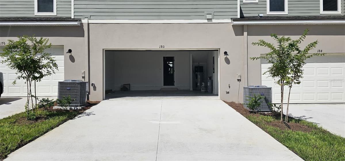 180 RAINWOOD STREET — photo 30 of 40