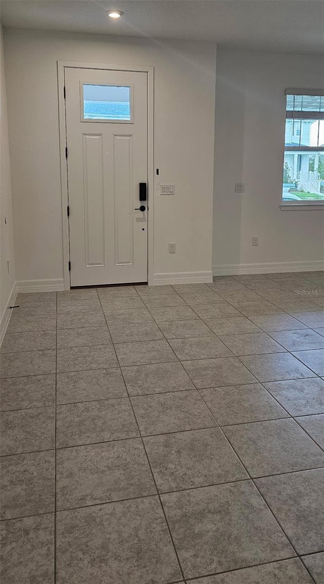 180 RAINWOOD STREET — photo 4 of 40