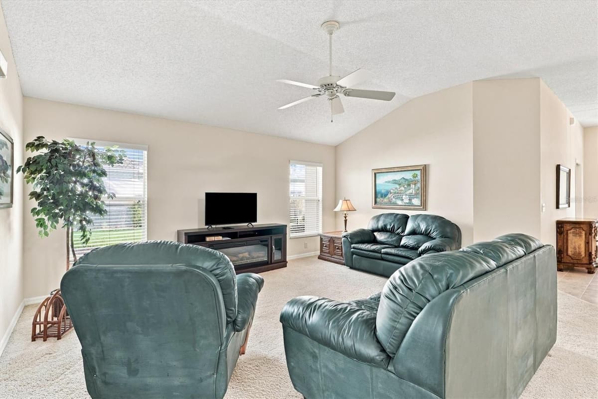 632 WINIFRED WAY — photo 25 of 54