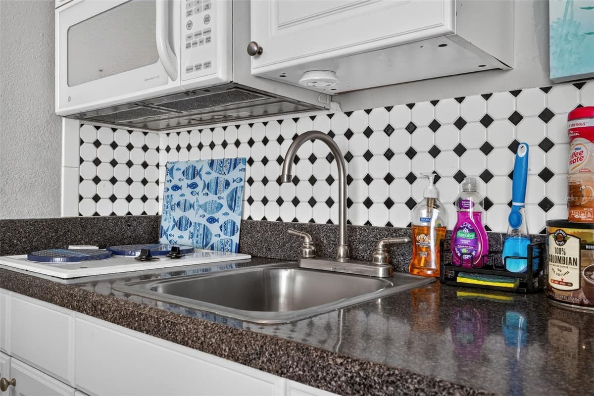 800 ATLANTIC AVENUE — photo 17 of 35