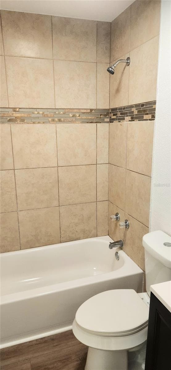 125 GOODRICH AVENUE — photo 7 of 11