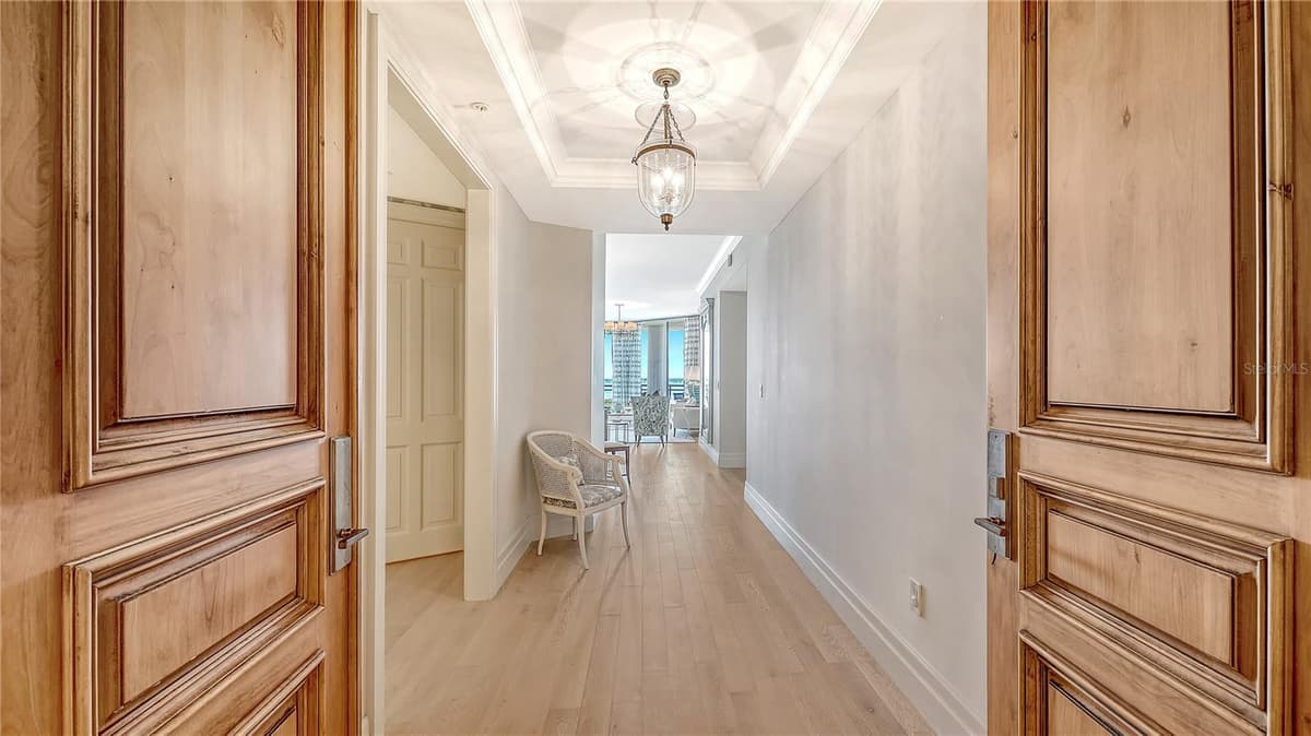 1300 BENJAMIN FRANKLIN DRIVE — photo 3 of 55