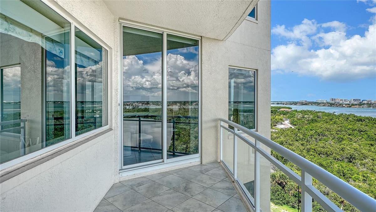 1300 BENJAMIN FRANKLIN DRIVE — photo 11 of 55