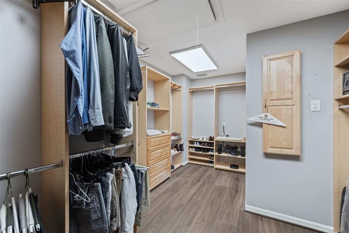 4213 DEEPWATER LANE — photo 44 of 90