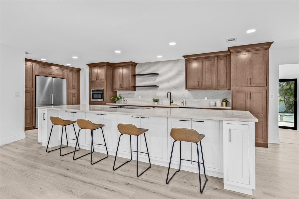 4495 CLEARWATER HARBOR DRIVE — photo 3 of 40