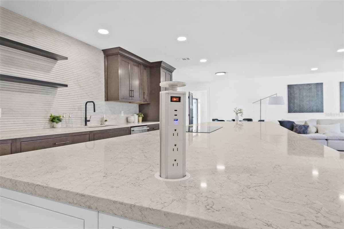 4495 CLEARWATER HARBOR DRIVE — photo 13 of 40