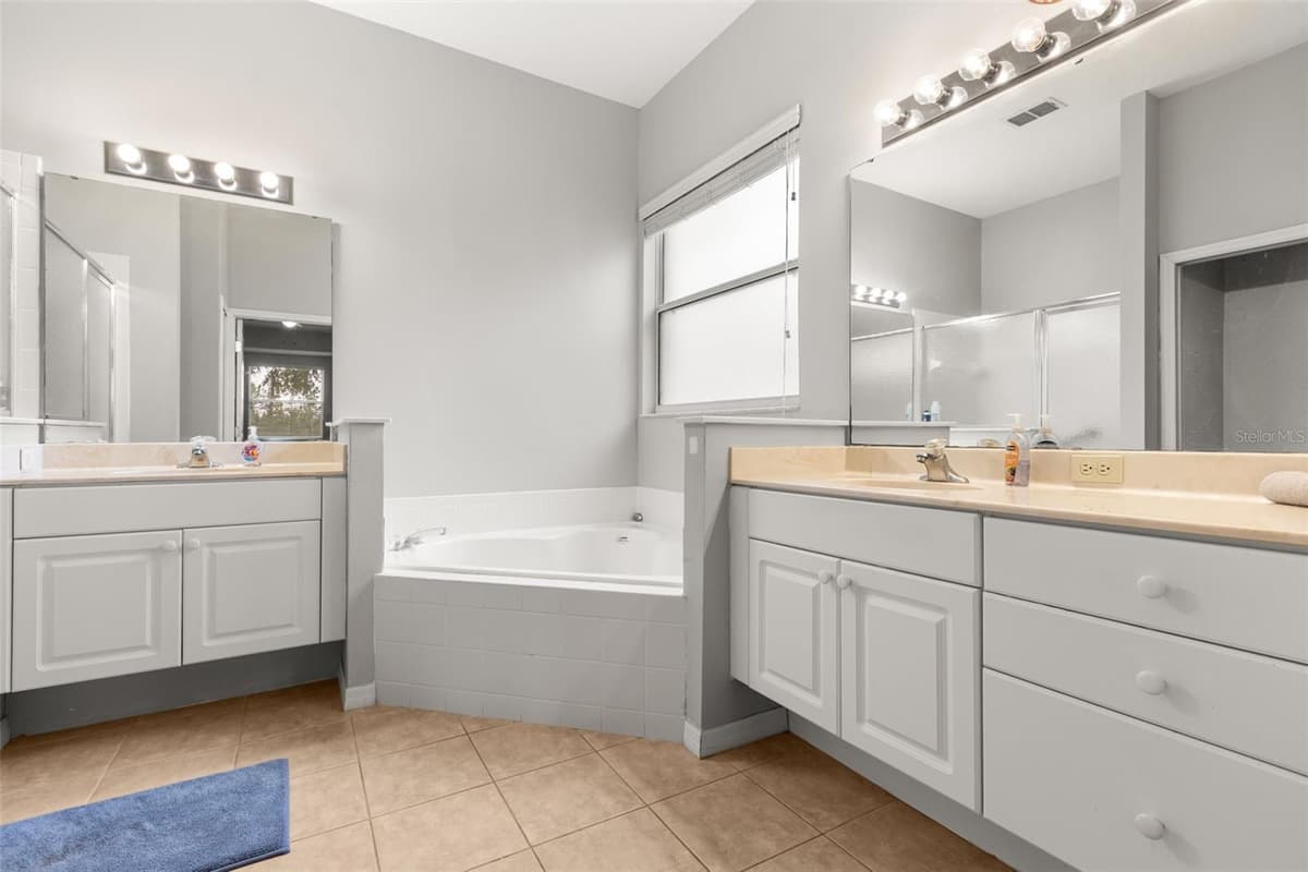 2390 CALEDONIAN STREET — photo 15 of 57