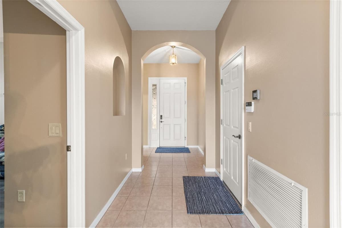 2390 CALEDONIAN STREET — photo 24 of 57