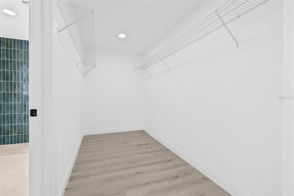 4495 CLEARWATER HARBOR DRIVE — photo 17 of 40