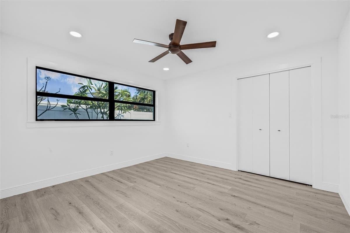 4495 CLEARWATER HARBOR DRIVE — photo 22 of 40