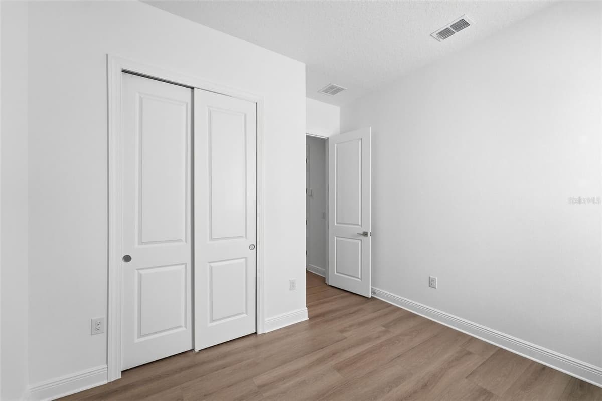 1664 STONECLIFF DRIVE — photo 7 of 49