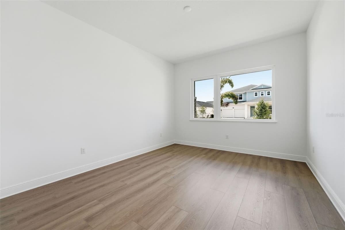 1664 STONECLIFF DRIVE — photo 3 of 49