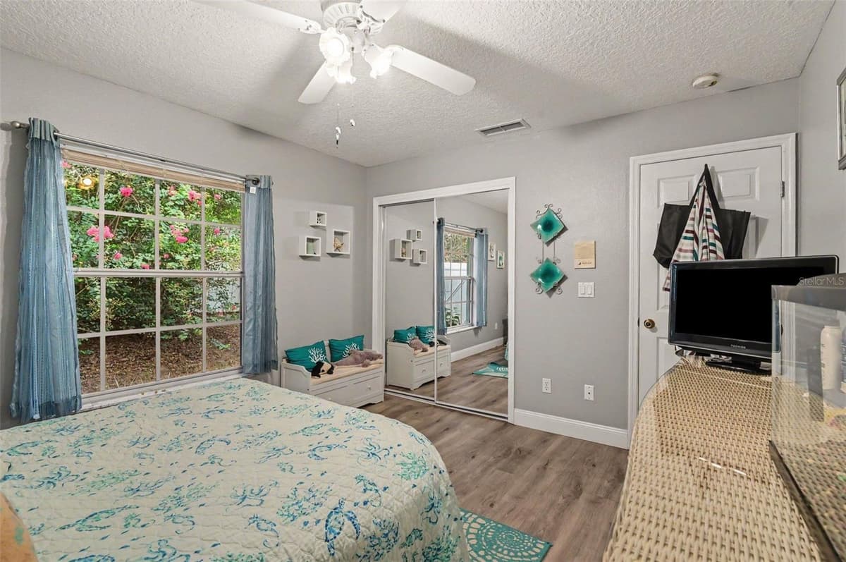 1211 NIXONTON STREET — photo 16 of 25