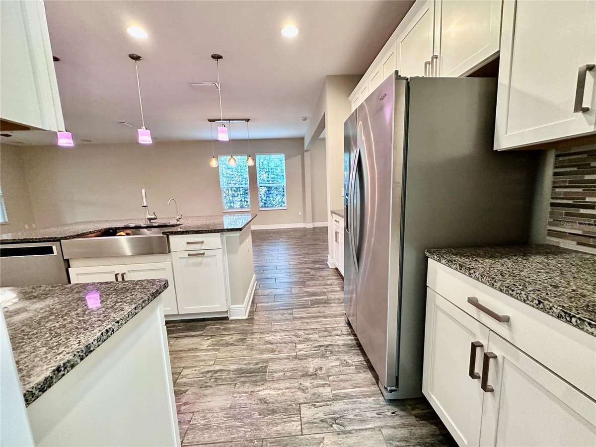 1557 AMBER LEAF CIRCLE — photo 15 of 57