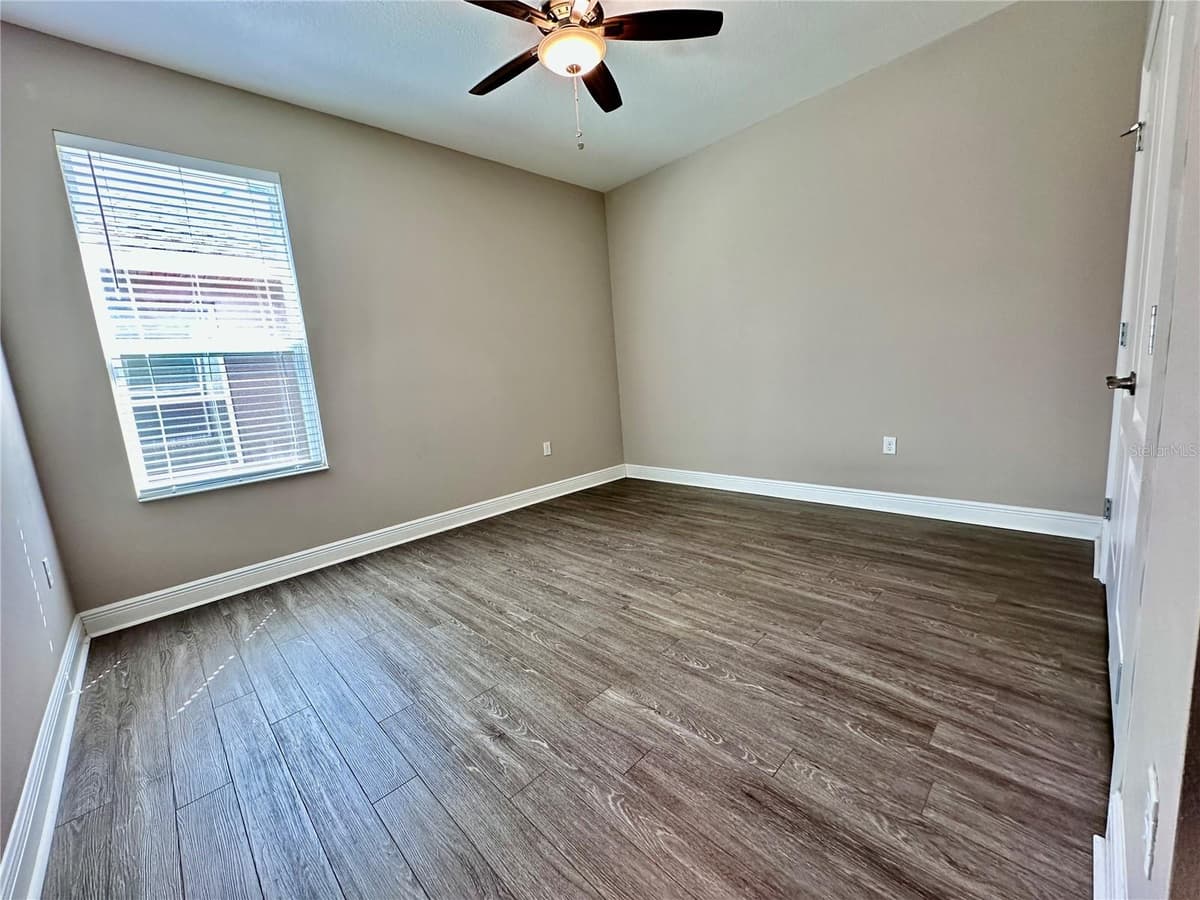 1557 AMBER LEAF CIRCLE — photo 33 of 57