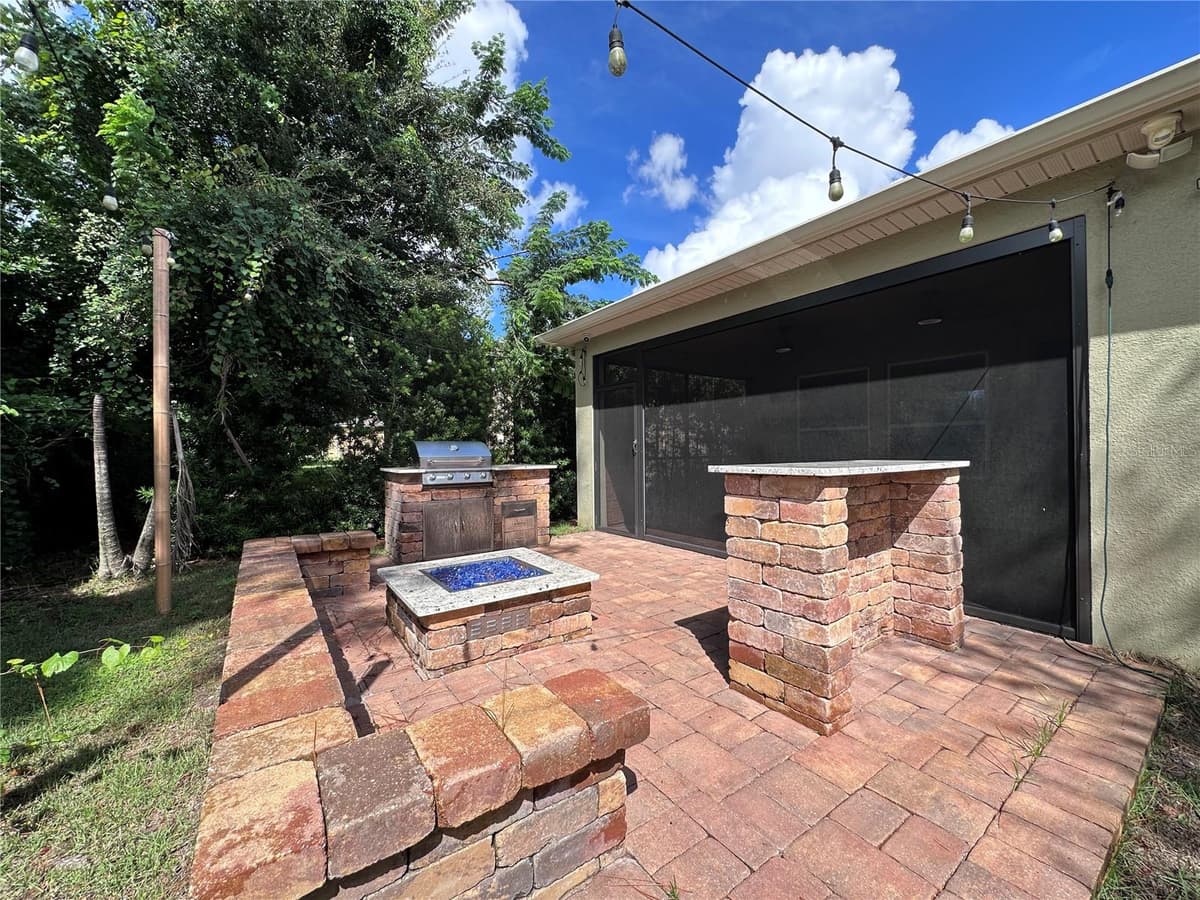 1557 AMBER LEAF CIRCLE — photo 41 of 57