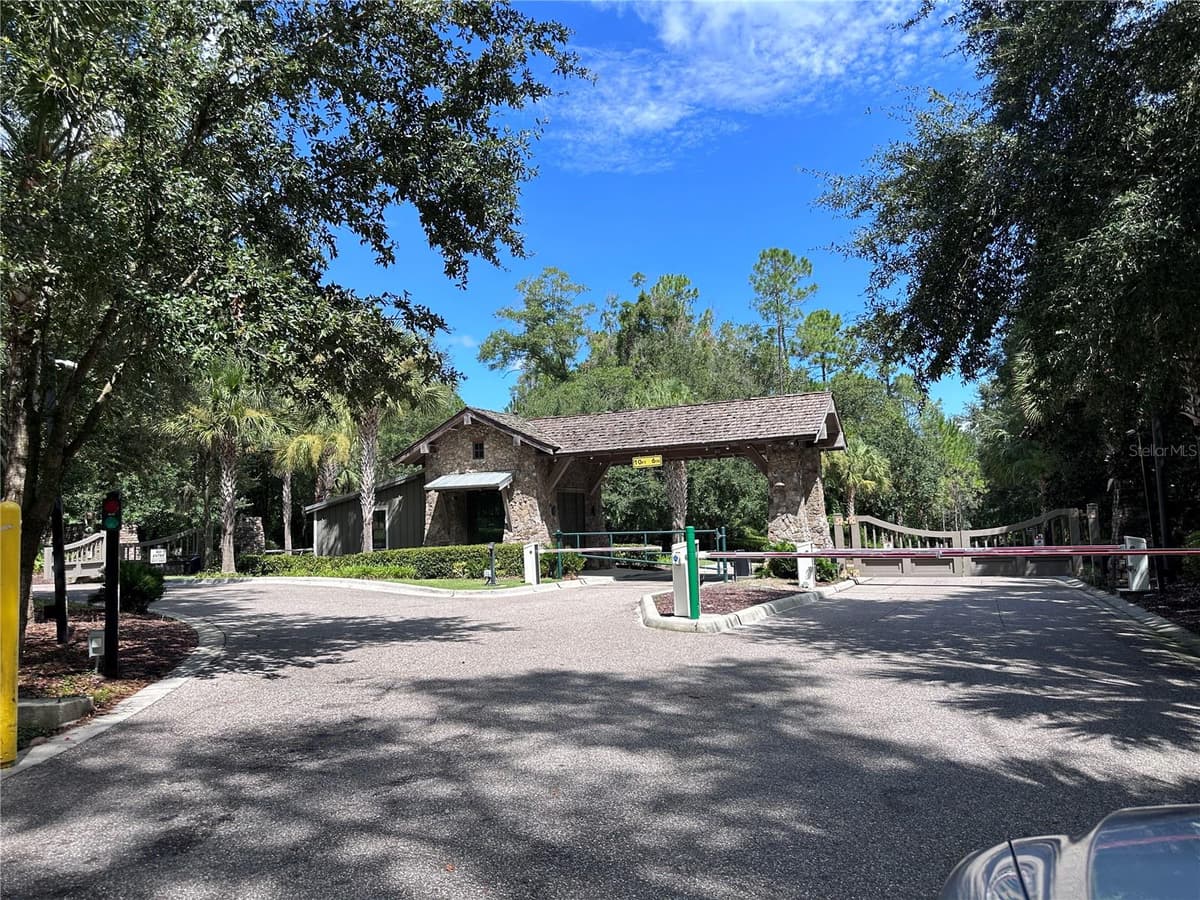 1557 AMBER LEAF CIRCLE — photo 45 of 57