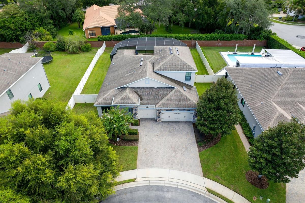 309 BELLVIEW PLACE — photo 8 of 50