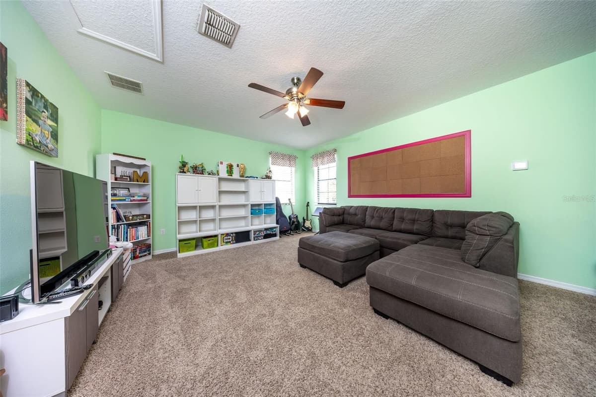 309 BELLVIEW PLACE — photo 37 of 50