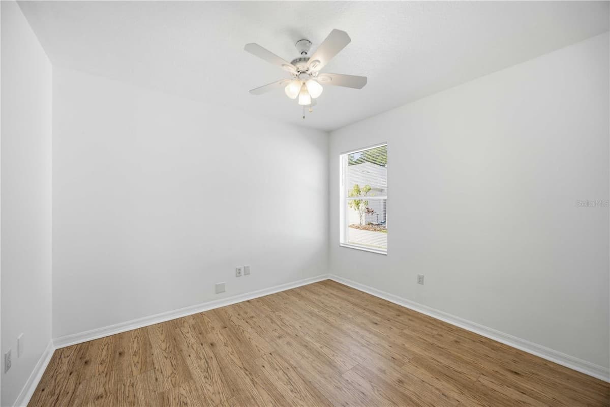 5469 ASHTON MANOR DRIVE — photo 23 of 37