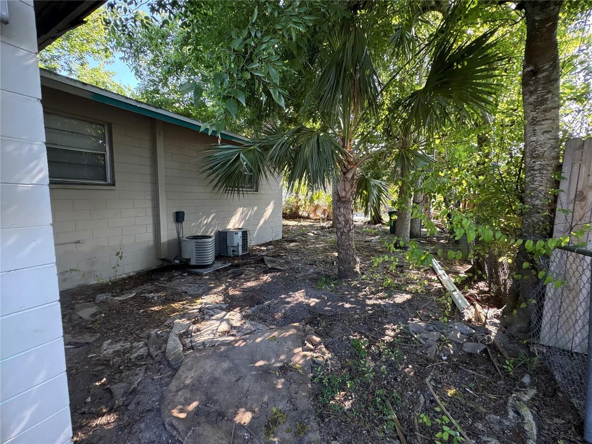 532 CAROLINE STREET — photo 13 of 19