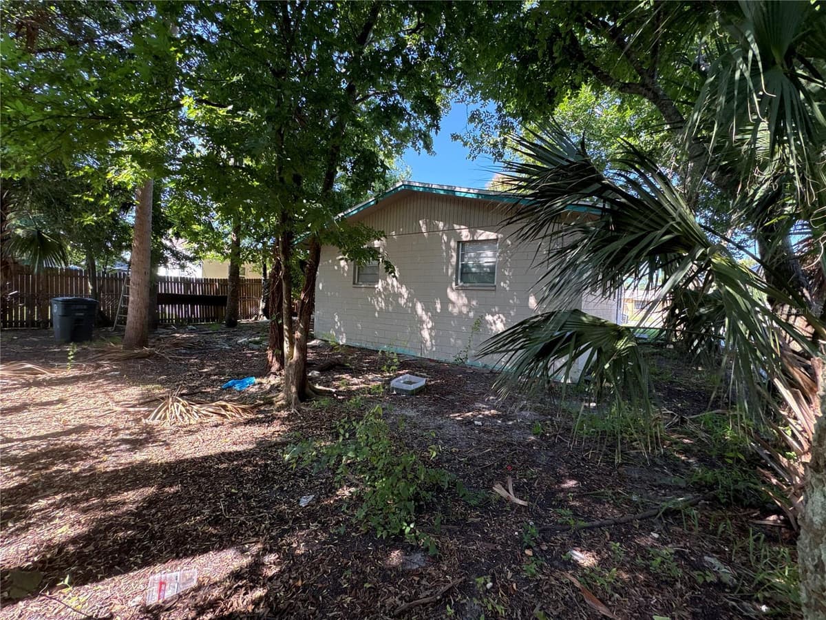 532 CAROLINE STREET — photo 12 of 19