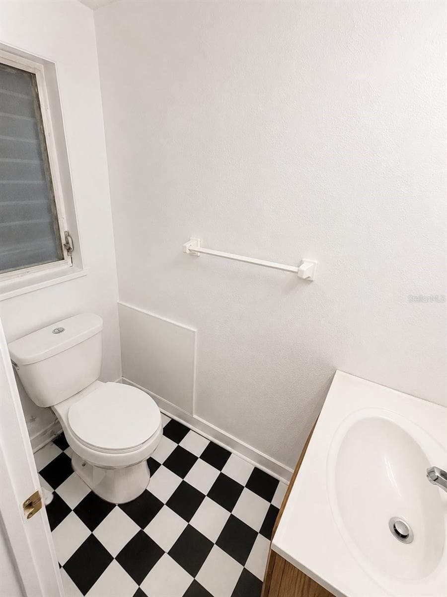 3606 ANNA DRIVE — photo 7 of 9