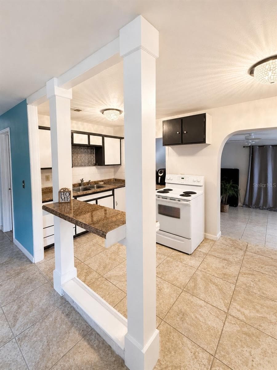 3606 ANNA DRIVE — photo 3 of 9