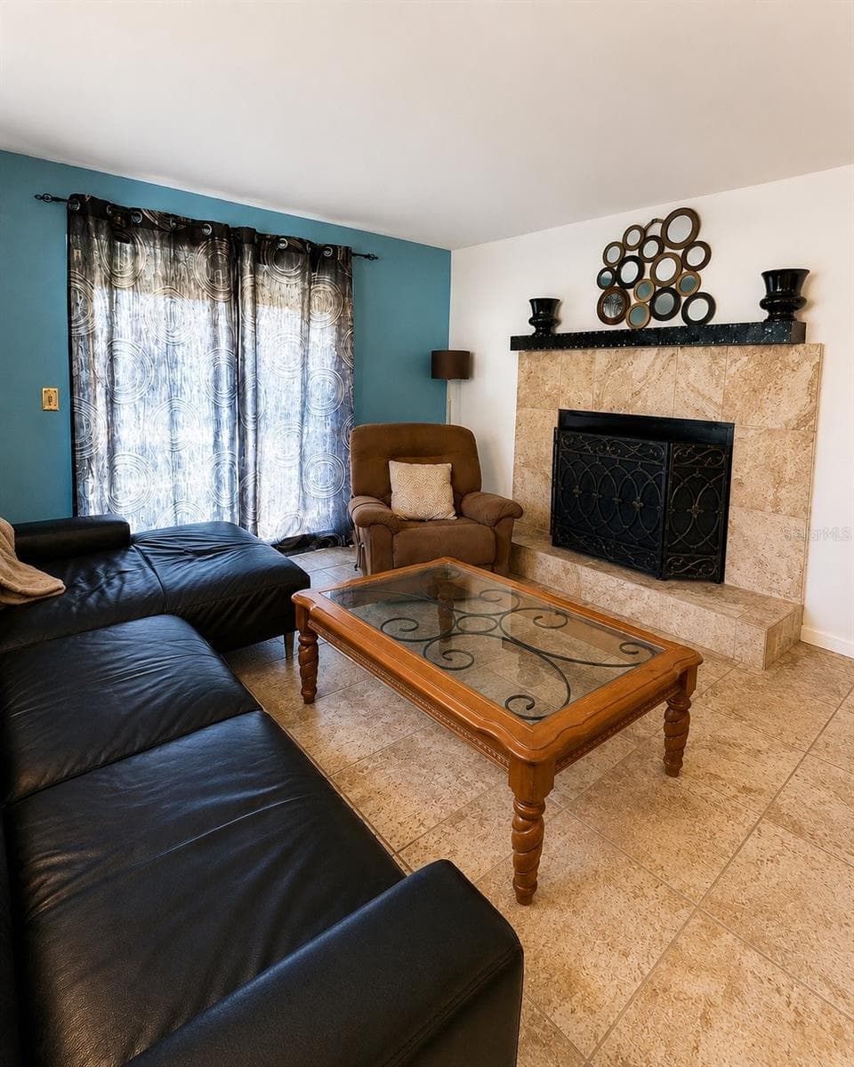 3606 ANNA DRIVE — photo 4 of 9