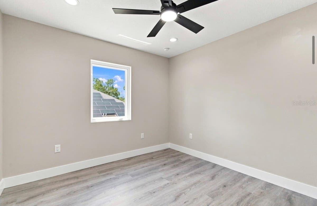 15436 CASEY ROAD — photo 38 of 100