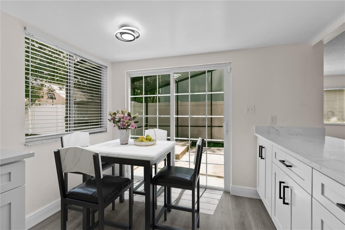 1785 SUMMIT CHASE AVENUE — photo 16 of 31