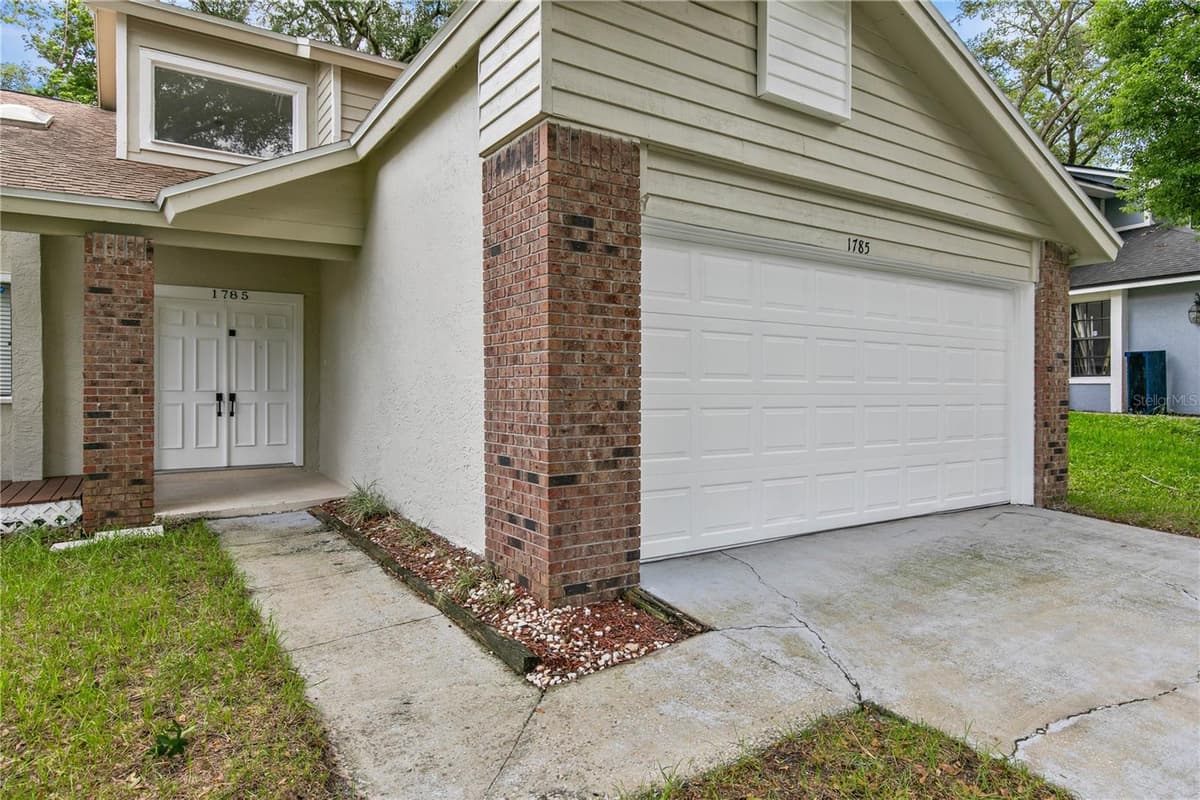 1785 SUMMIT CHASE AVENUE — photo 5 of 31