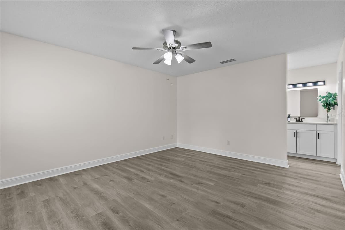 1785 SUMMIT CHASE AVENUE — photo 23 of 31