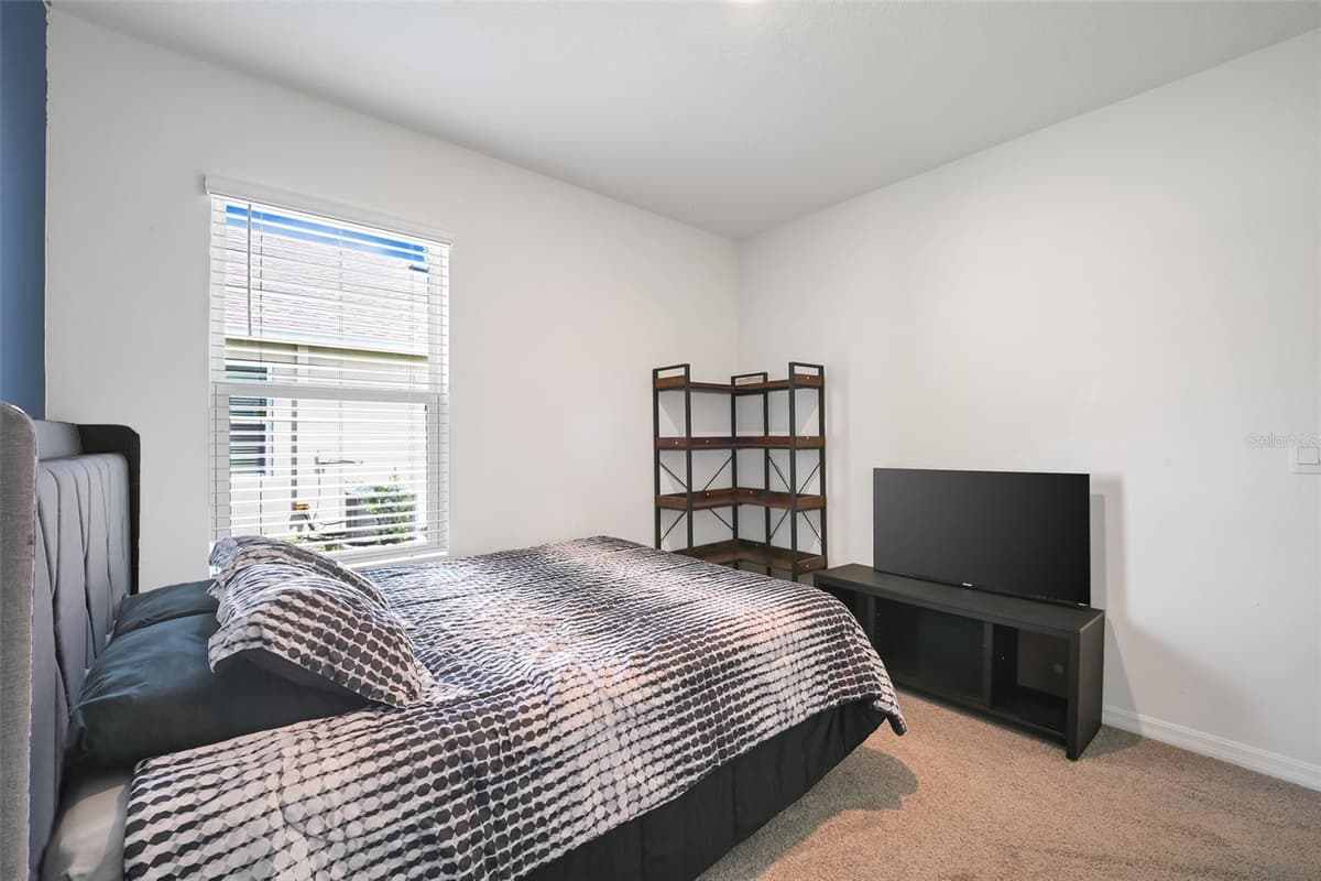 5457 HAYLOFT DRIVE — photo 9 of 34