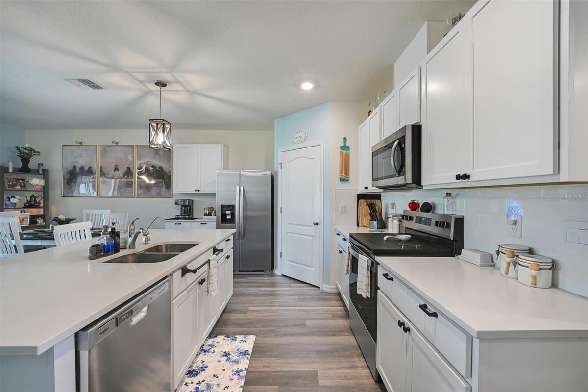 5457 HAYLOFT DRIVE — photo 12 of 34