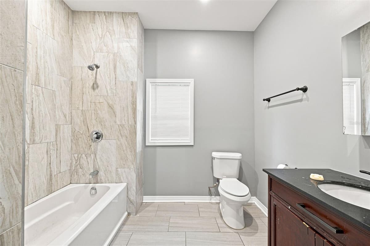 1609 LAKE AVENUE — photo 15 of 27
