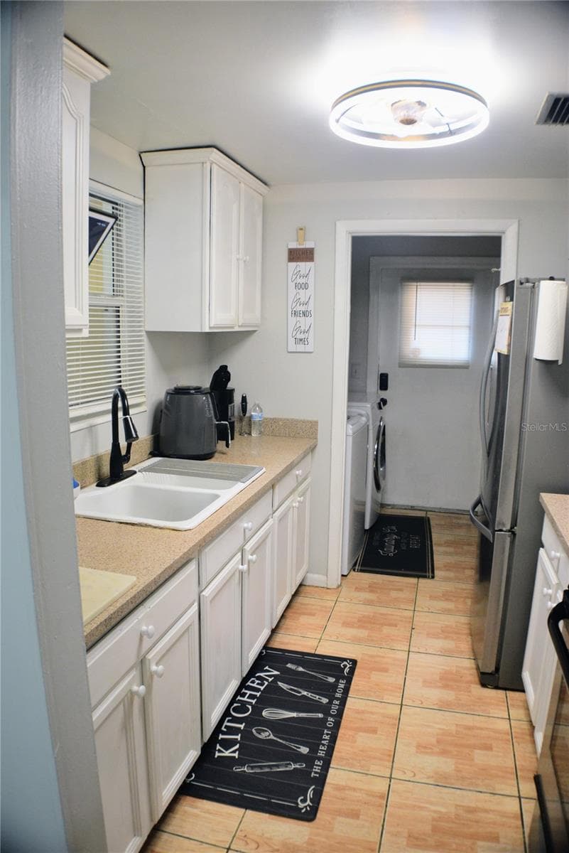 2359 OTIS AVENUE — photo 8 of 12
