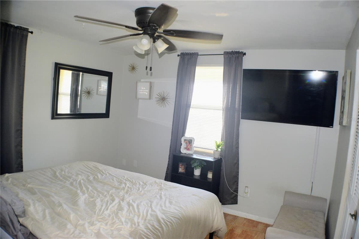 2359 OTIS AVENUE — photo 5 of 12