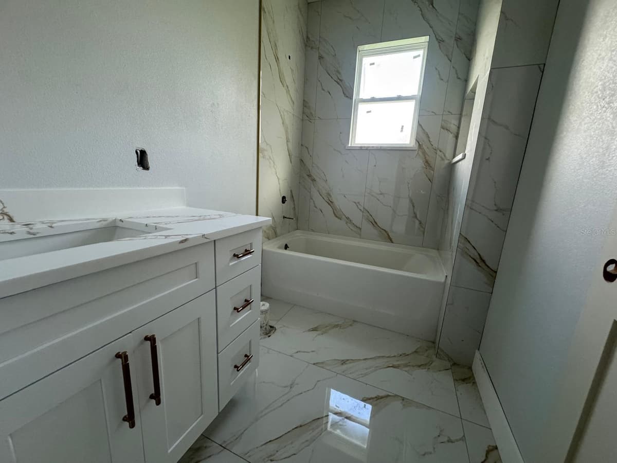 27 N CALHOUN AVENUE — photo 7 of 7