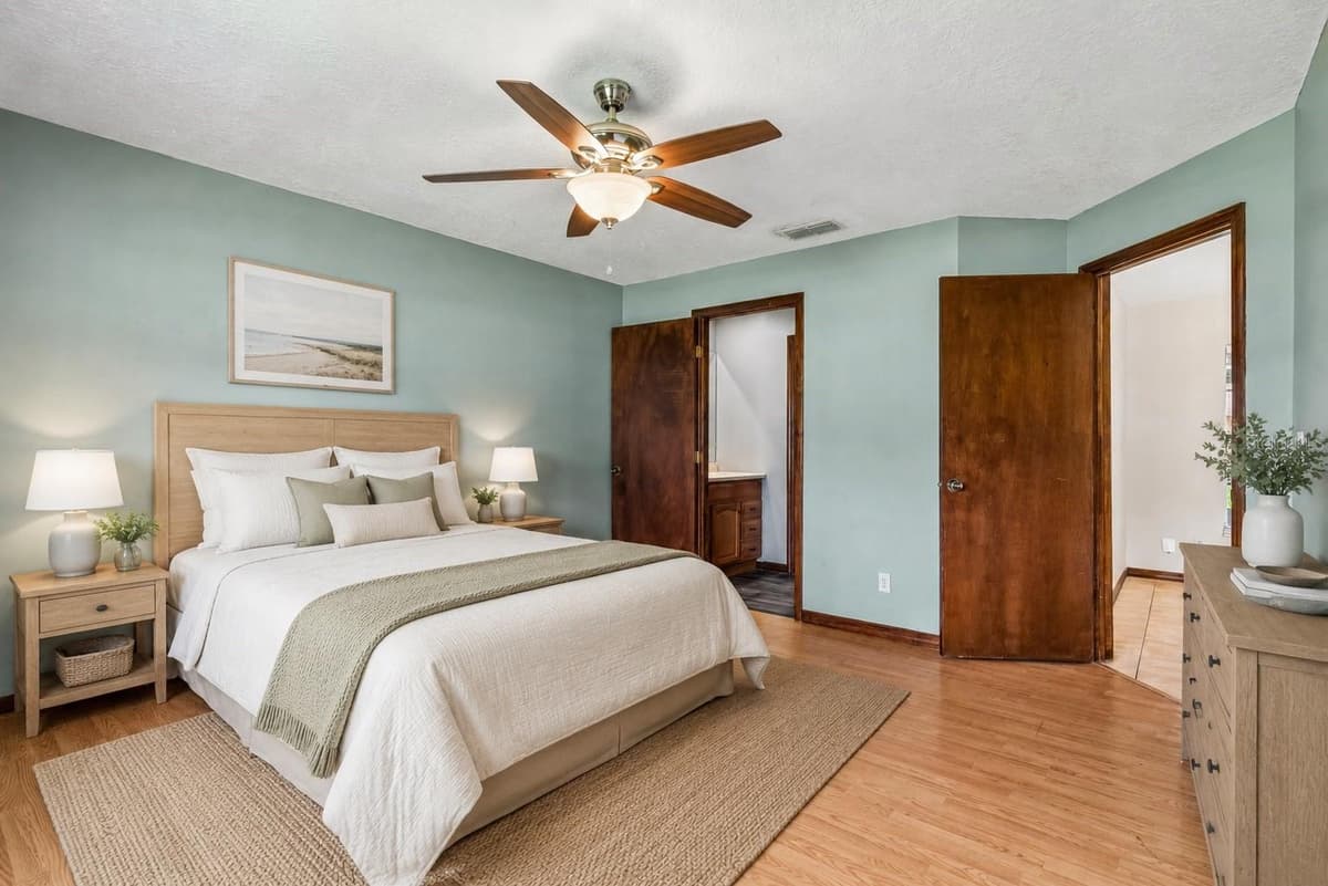 2402 WOODWAY DRIVE — photo 10 of 33