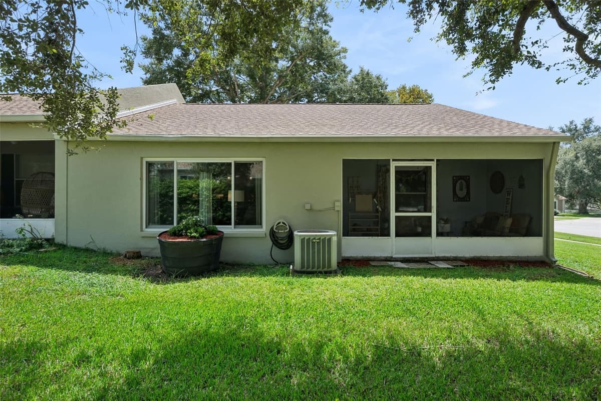 651 VILLA COURT — photo 21 of 32