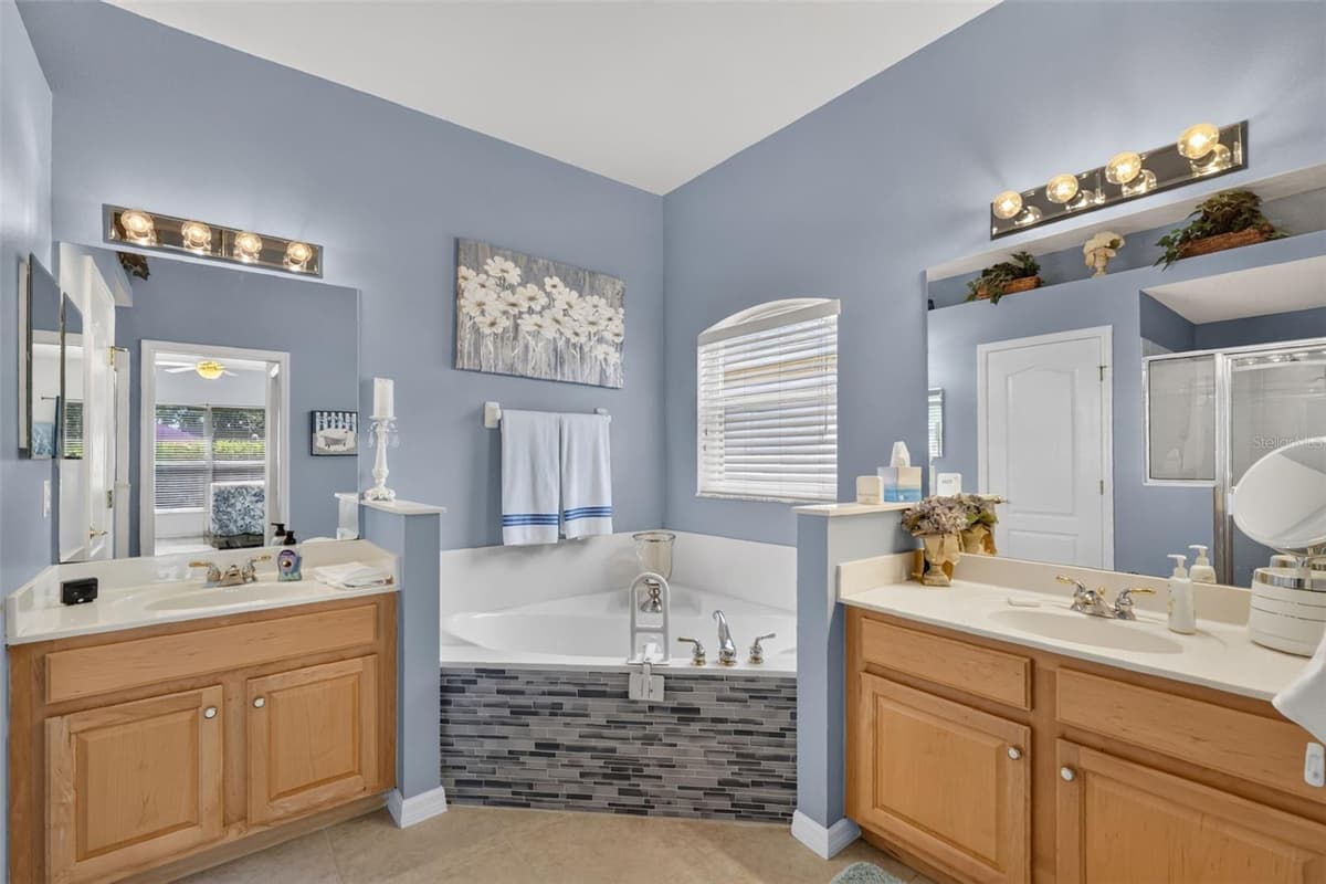4167 NEWLAND STREET — photo 26 of 45