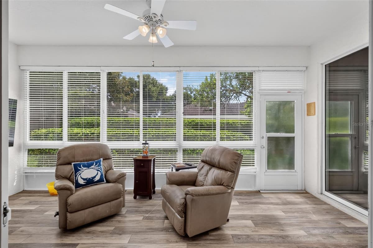 4167 NEWLAND STREET — photo 13 of 45
