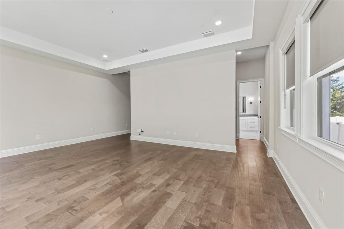 481 DAVIS BOULEVARD — photo 26 of 77